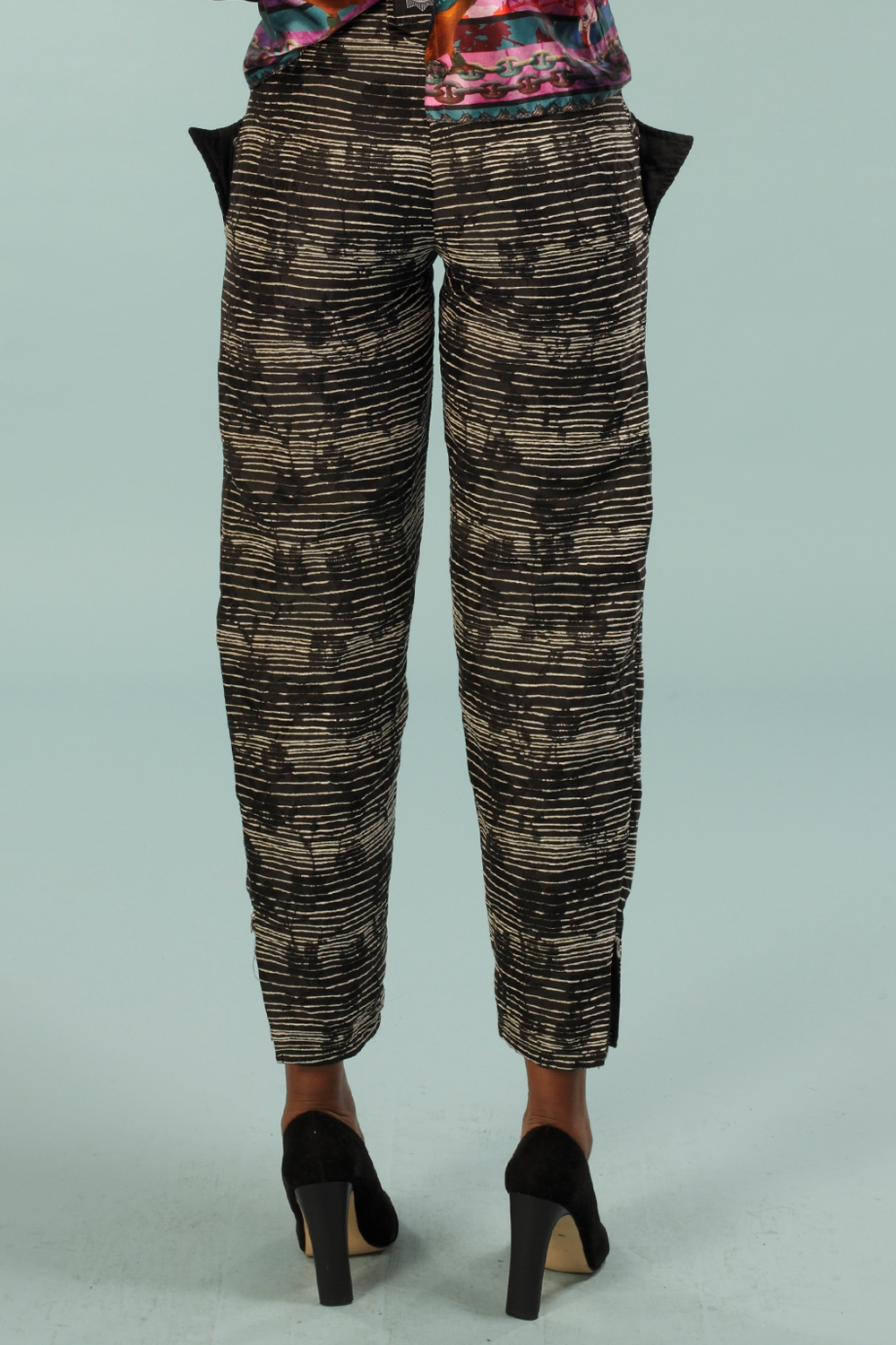 Style D17: DARIA - Image 2