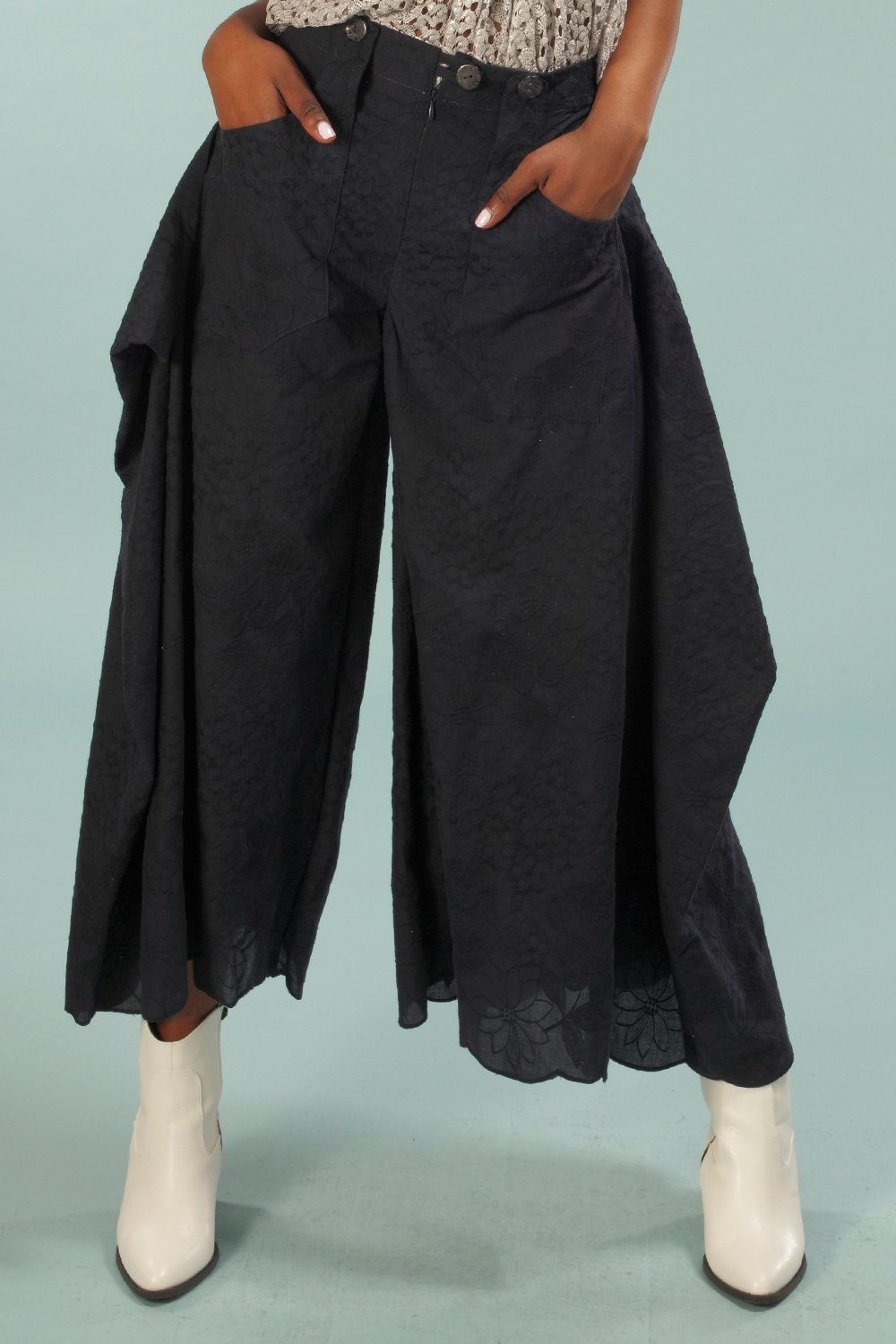 Style D73 : MARGOT