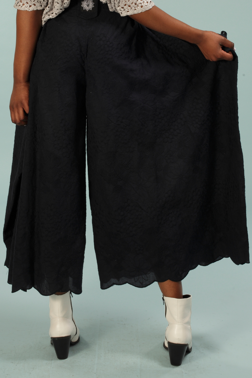 Style D73 : MARGOT - Image 2