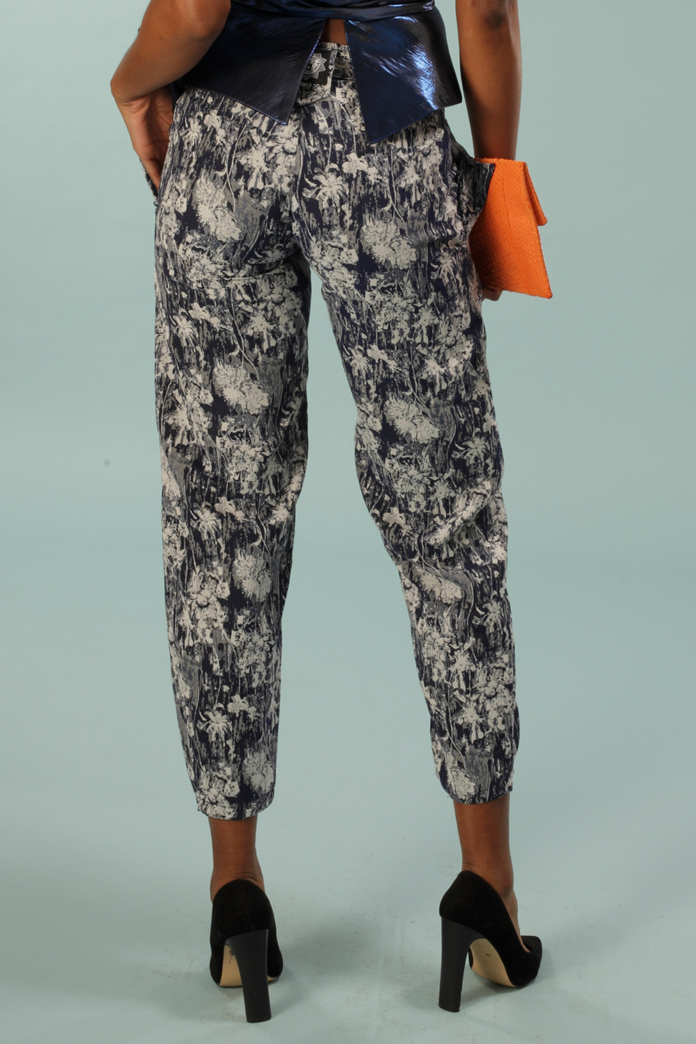 Style D17: DARIA - Image 2