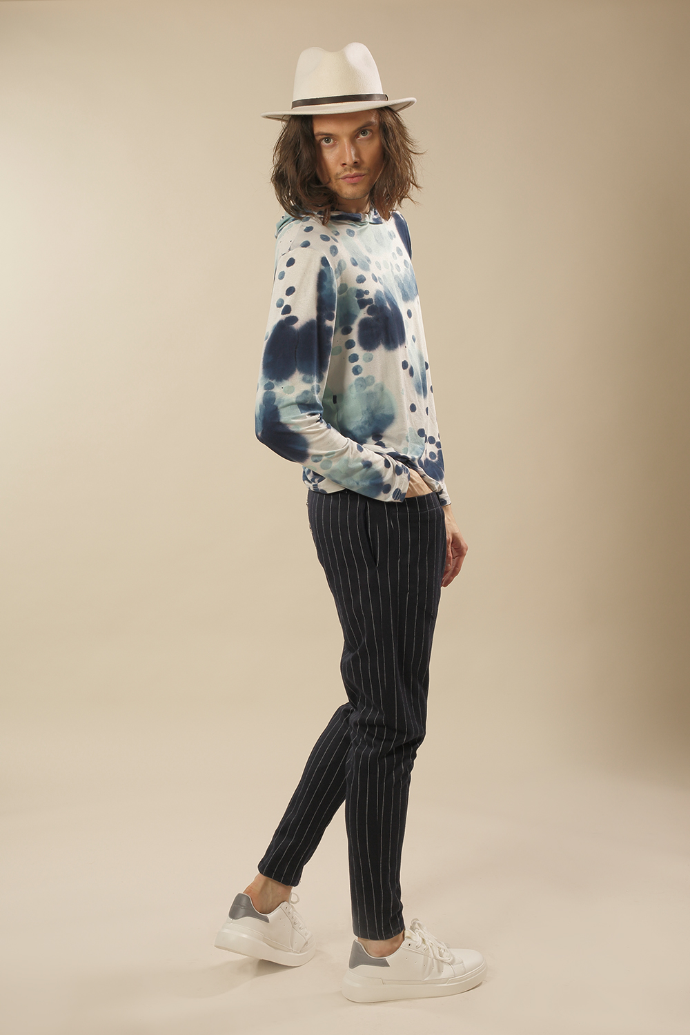 Style 226: CLAUDE - Image 2