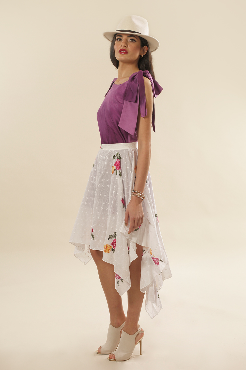 Style D1025: CARNATION SKIRT - Image 2