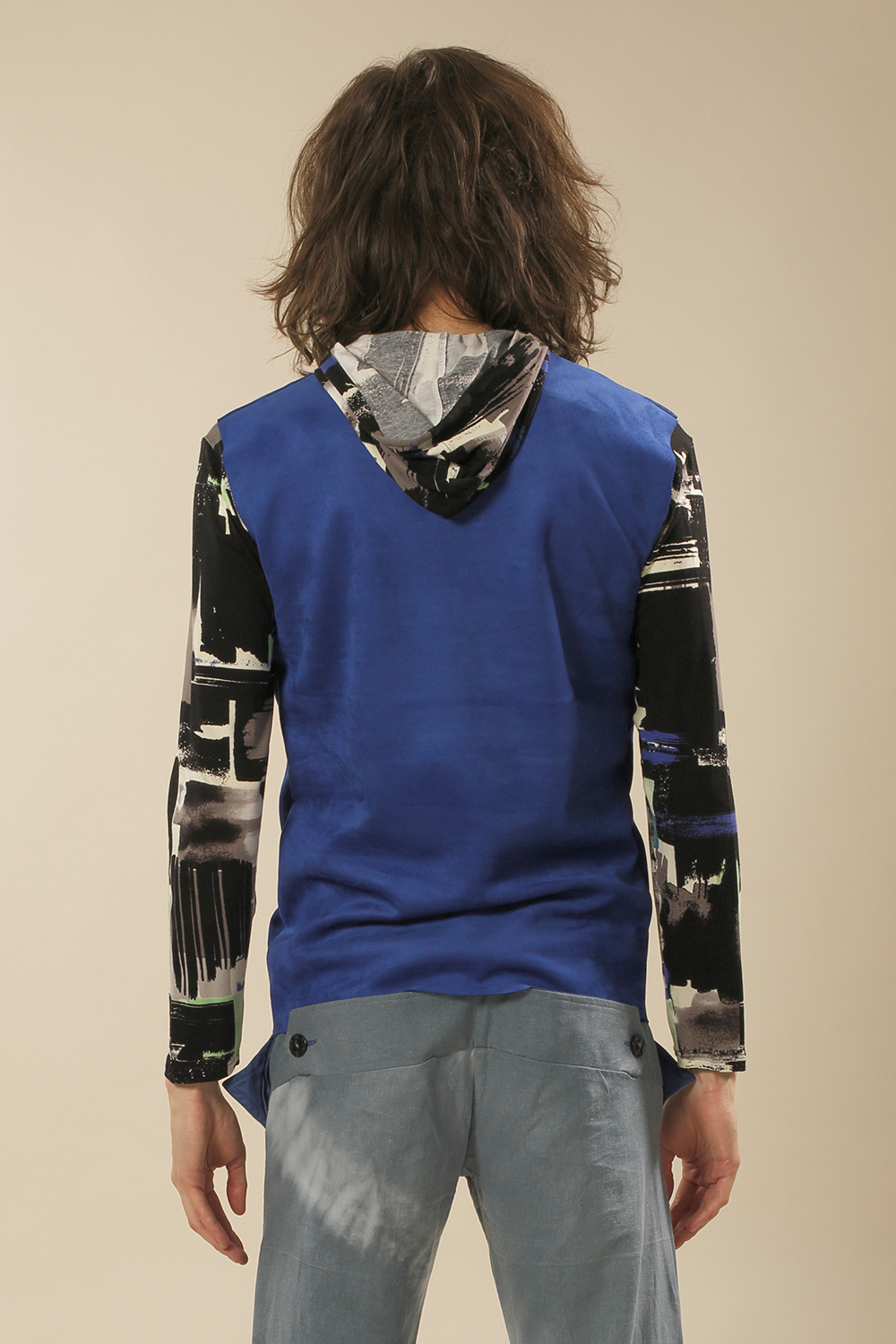 Style 214: CHARLIE SLEEVELESS - Image 2
