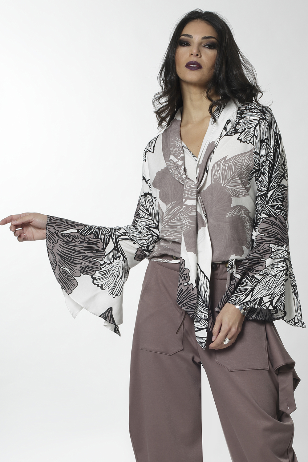 Style D1003 : MARTINA print - Image 3