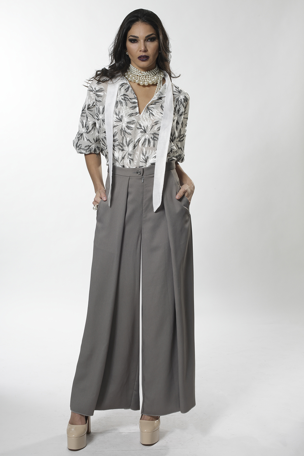 Style 158 : JAQUELINECREPE - Image 4