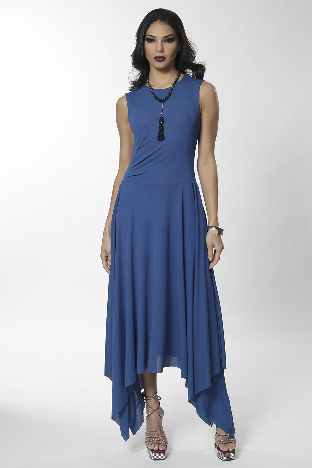 Style D1048 : CARNATION S/L