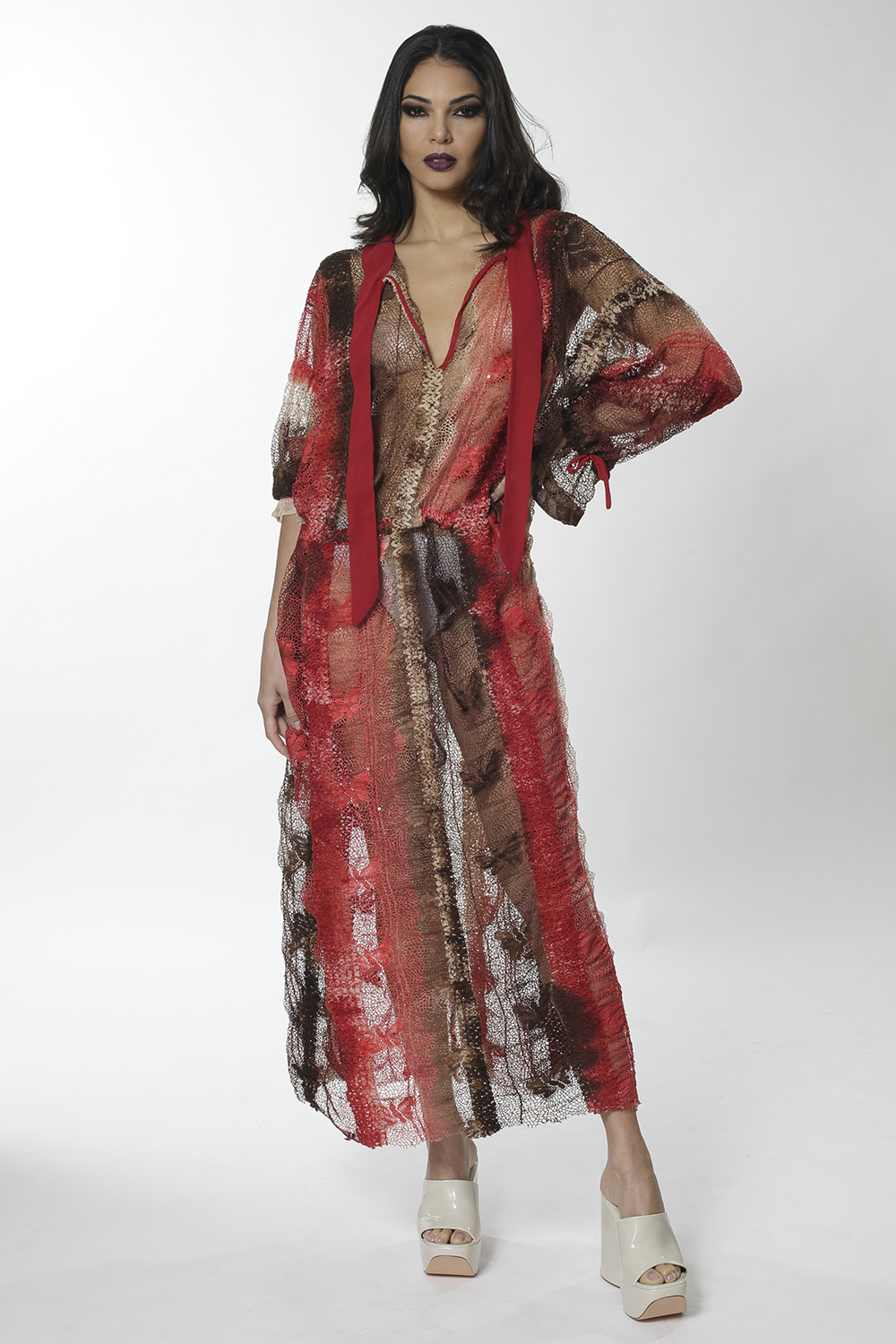 Style D78 : MARLA LACE LONG - Image 4
