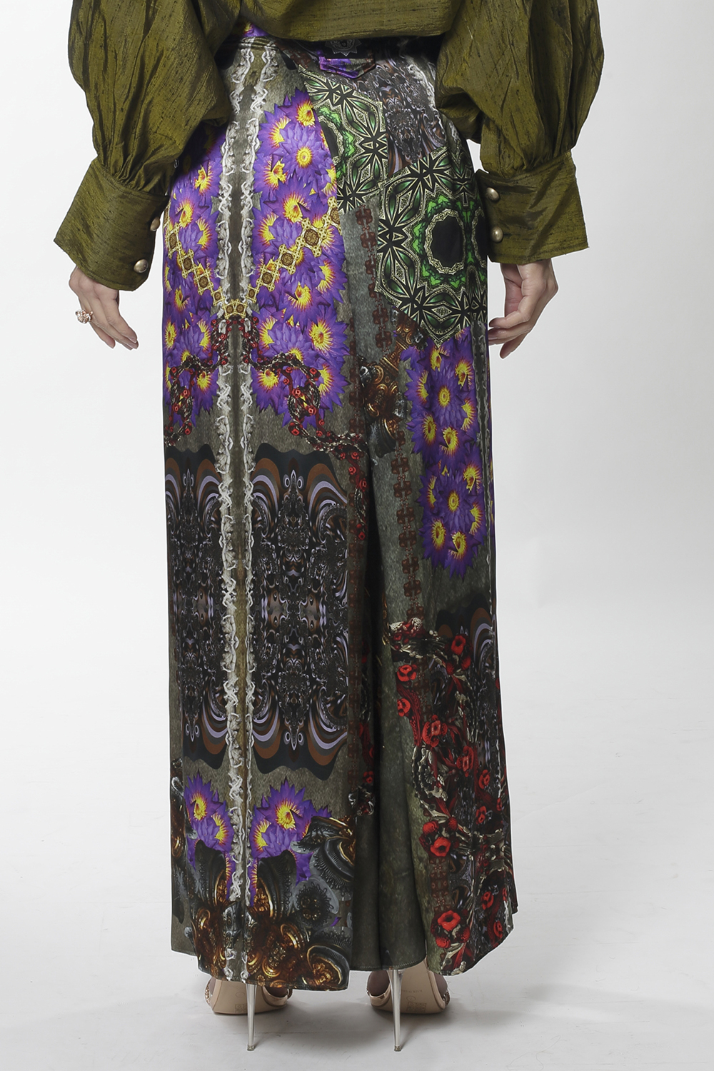 Style 158 : JAQUELINE SILK - Image 3
