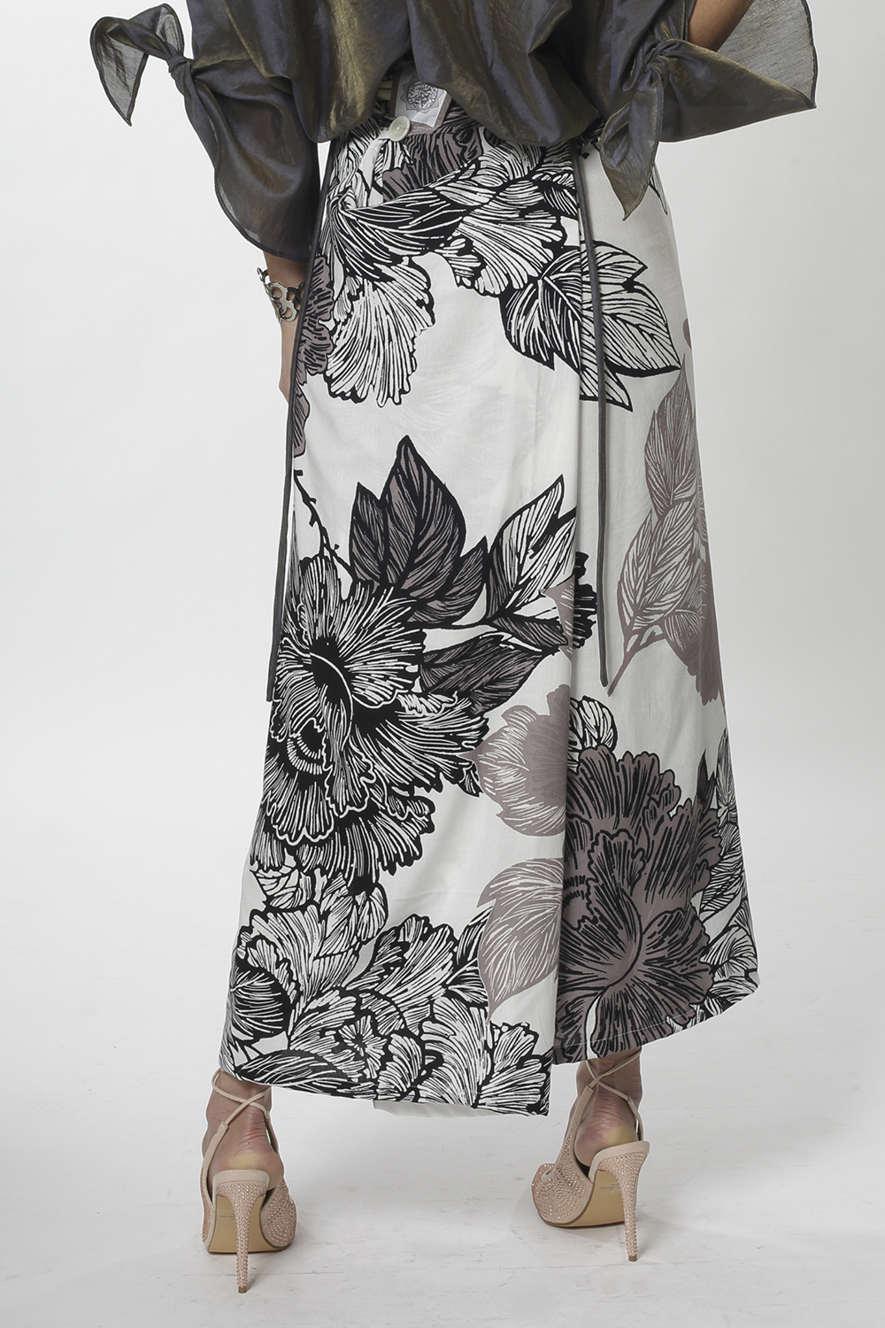 Style D73 : MARGOT BOLD - Image 3