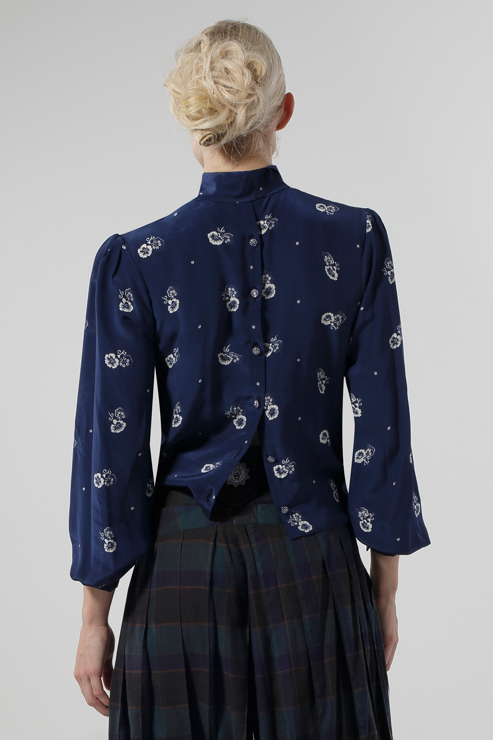 STYLE D1009 :APRIL BQT - Image 2