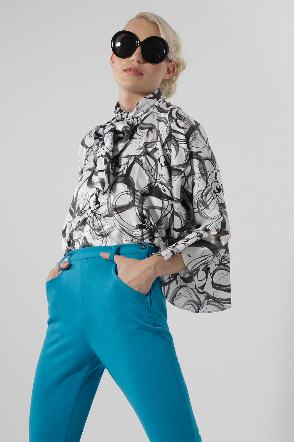 STYLE D1003: MARTINA PRN - Image 4