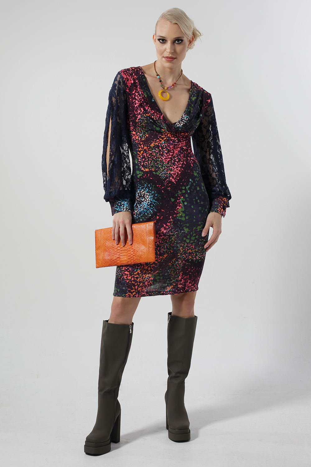 STYLE D1048 :LEDA LACE SLEEVS