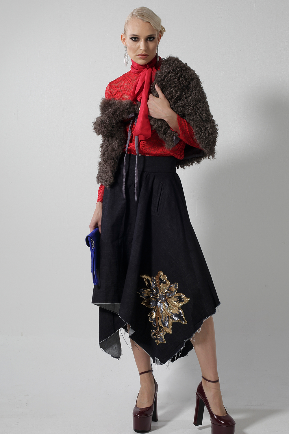 STYLE D1044: NOOR SQN APLIQUE - Image 5