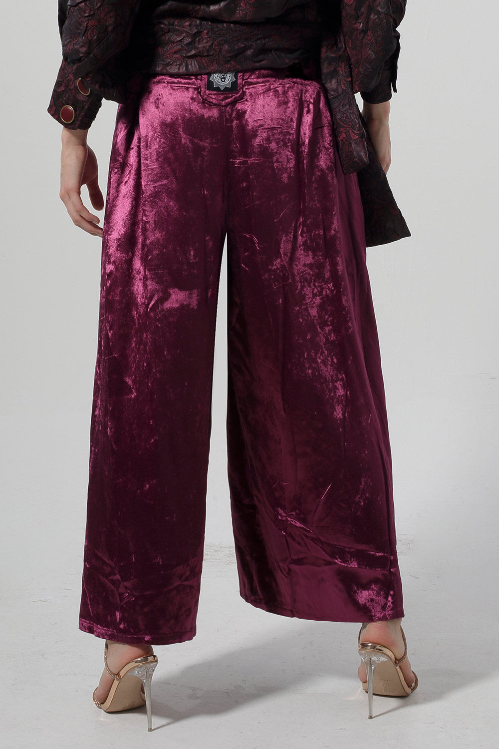 STYLE D73: MARGOT VLR - Image 2