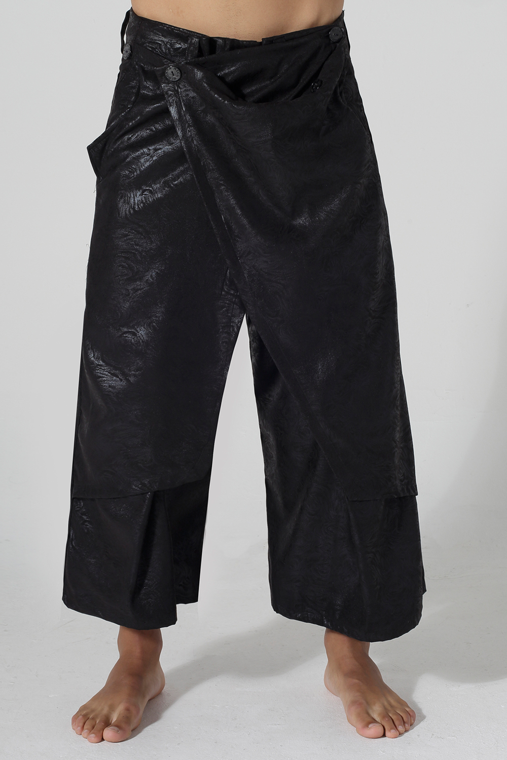 STYLE M60 :SHANGRILA BLK ROSE