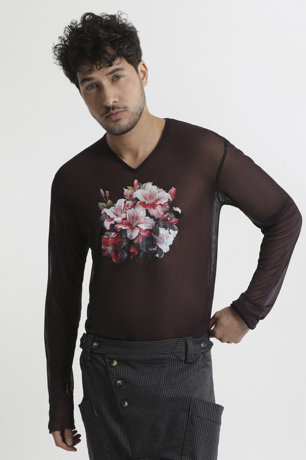 214: CHARLIE L/S V - Image 3