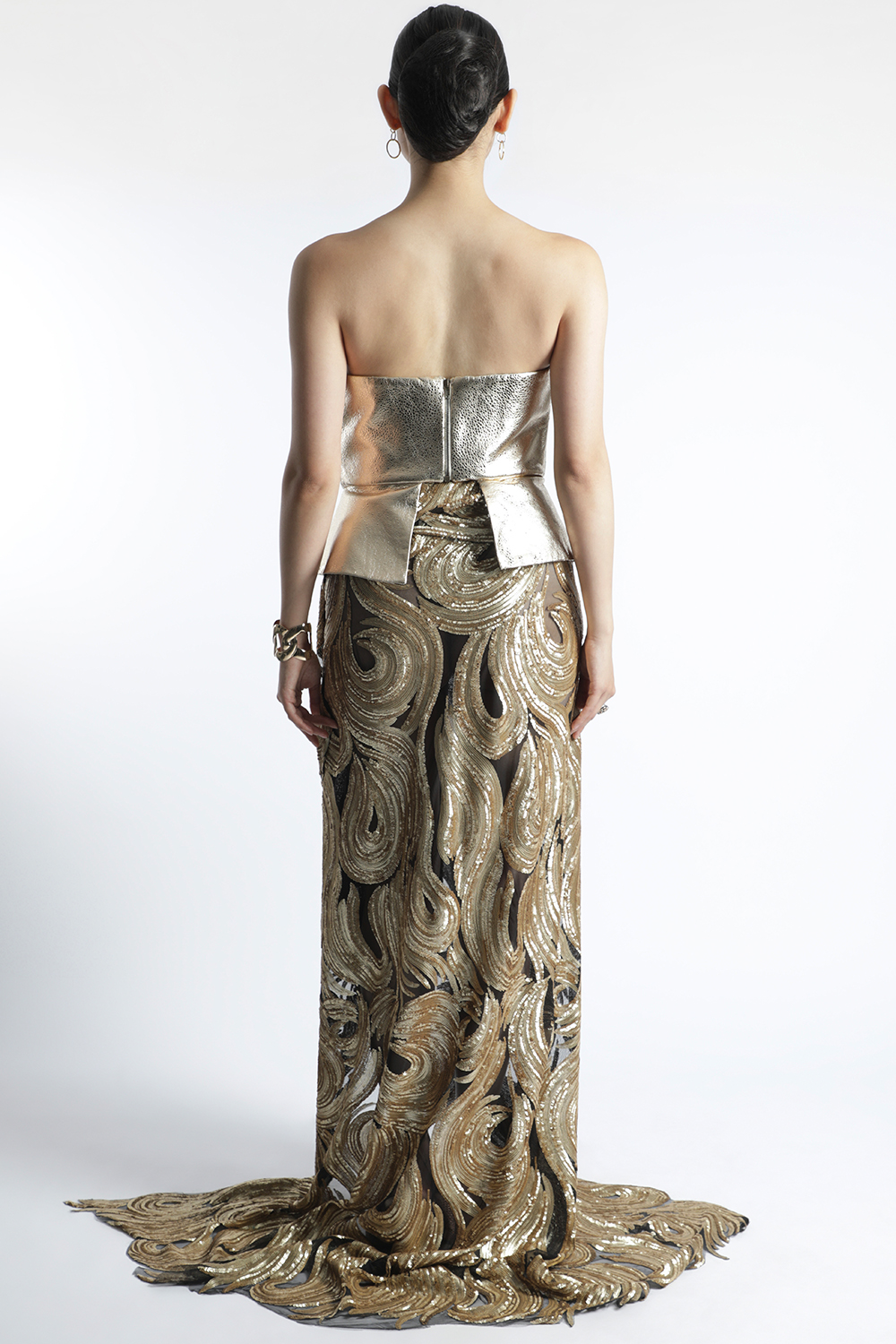 STYLE: OF SEQUINNED MESH - Image 2